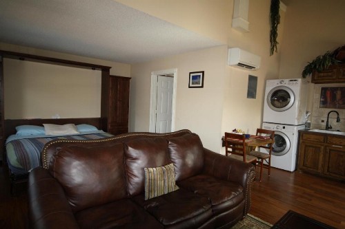 Woodrow House Bed & Breakfast - image 48