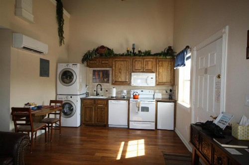 Woodrow House Bed & Breakfast - image 50