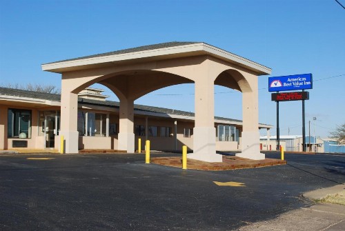 Americas Best Value Inn Lubbock East - image 13