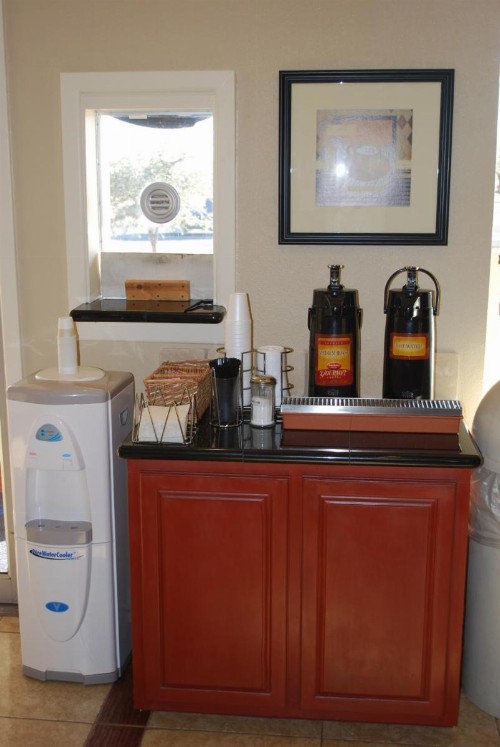Americas Best Value Inn Lubbock East - image 27