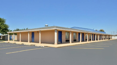 Americas Best Value Inn Lubbock East - image 45