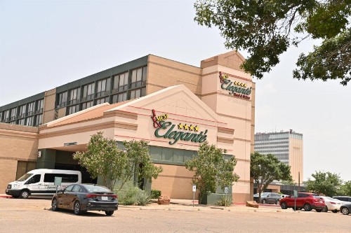 MCM Elegante Hotel & Suites Lubbock - image 16