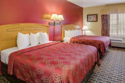Econo Lodge Lubbock I-27 - image 11