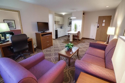 Ashmore Inn and Suites Lubbock - image 26
