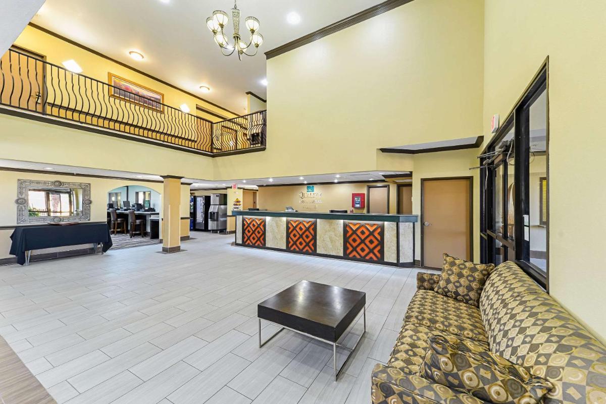 Quality Inn & Suites Lubbock - image 4