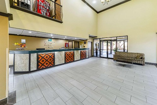 Quality Inn & Suites Lubbock - image 5