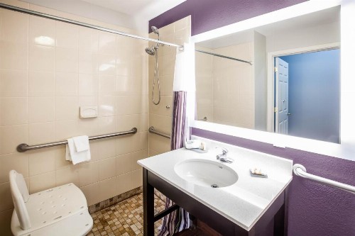 La Quinta by Wyndham Lubbock North - image 28