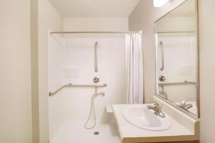 WoodSpring Suites Lubbock South - image 13