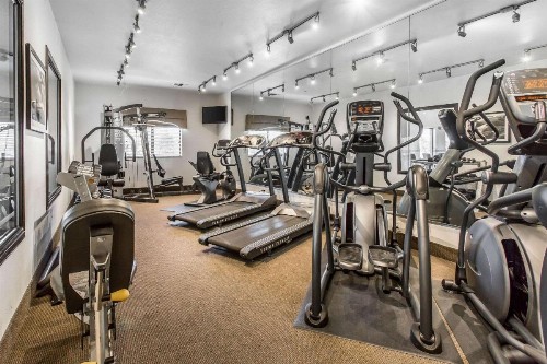 Sleep Inn & Suites - image 12