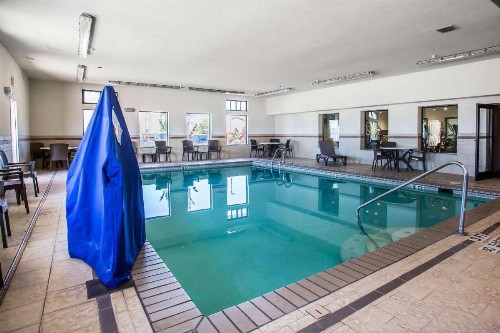 Sleep Inn & Suites - image 14