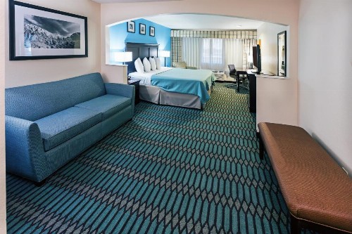Country Inn & Suites by Radisson Lubbock TX - image 25