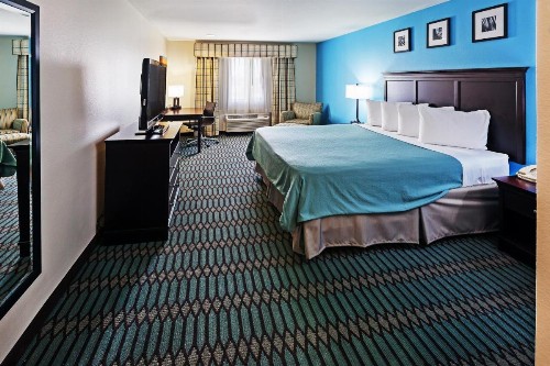 Country Inn & Suites by Radisson Lubbock TX - image 26