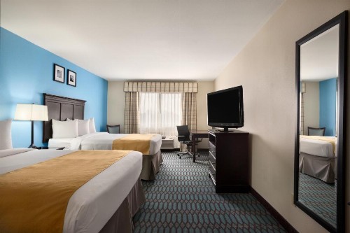 Country Inn & Suites by Radisson Lubbock TX - image 38