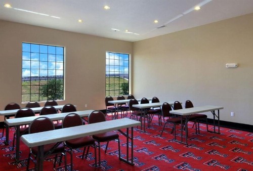Days Inn by Wyndham Lubbock South - image 22