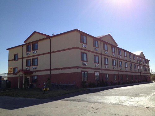 Howard Johnson by Wyndham Lubbock TX - image 30