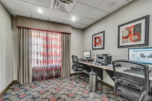 Holiday Inn Express and Suites Lubbock South an IHG Hotel - image 20