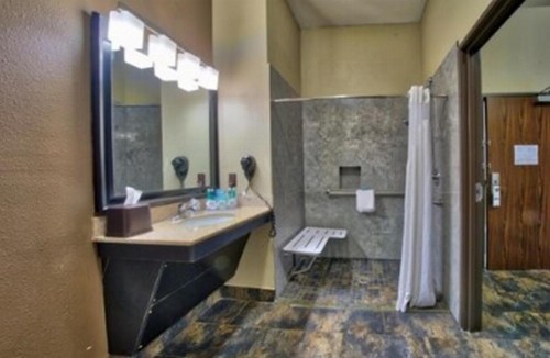 Holiday Inn Express and Suites Lubbock South an IHG Hotel - image 31