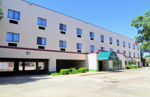 Guest House Inn - image 18
