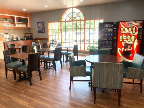 Guest House Inn - image 24