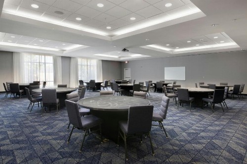 Courtyard by Marriott Lubbock Downtown/University Area - image 30