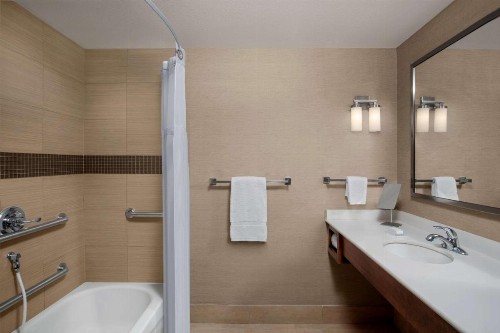 Hilton Garden Inn Lubbock - image 20