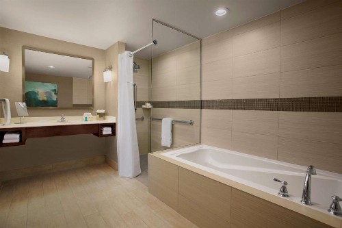 Hilton Garden Inn Lubbock - image 25