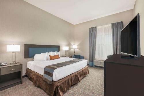 Wingate by Wyndham Lubbock - image 49