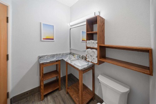 Days Inn & Suites by Wyndham Lubbock Medical Center - image 36