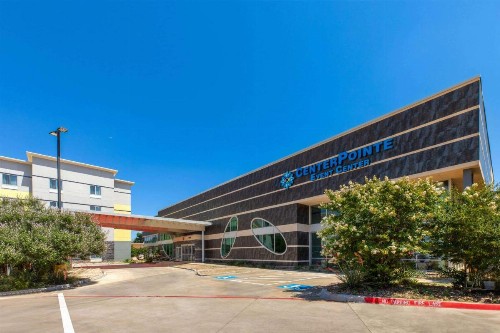 Days Inn & Suites by Wyndham Lubbock Medical Center - image 4