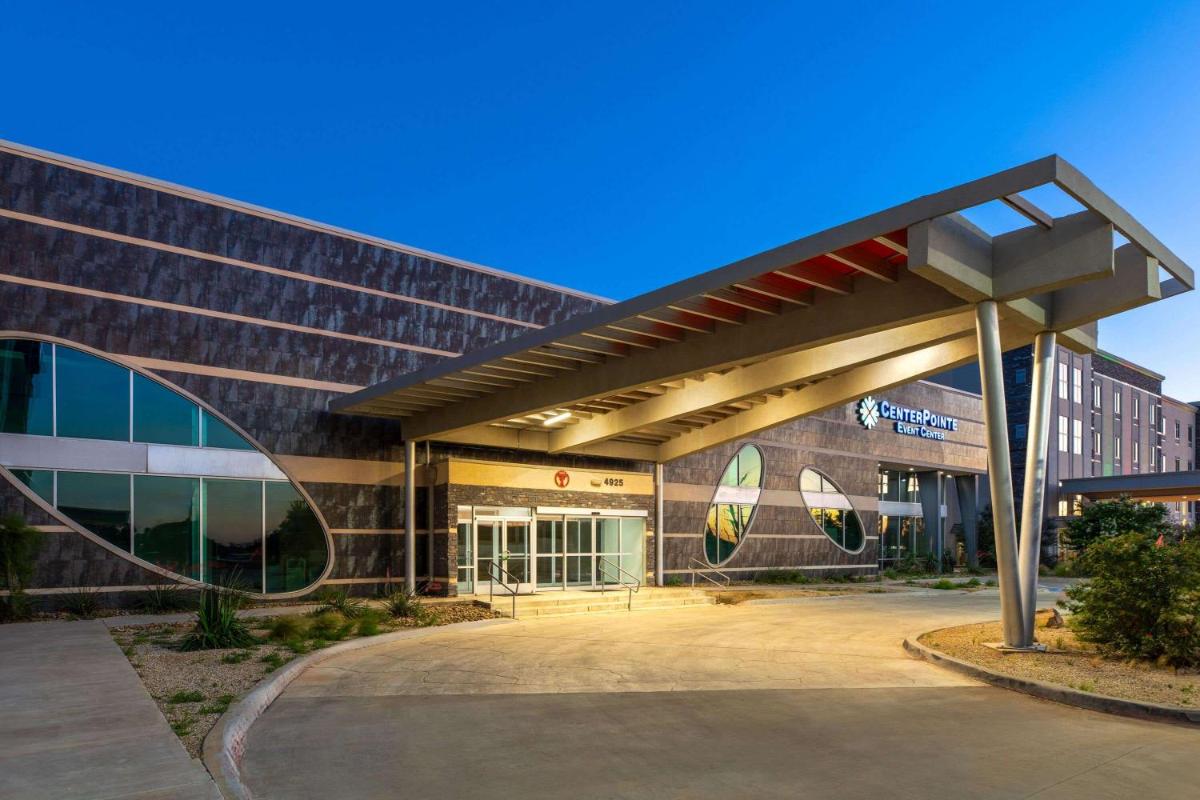 Days Inn & Suites by Wyndham Lubbock Medical Center - image 6