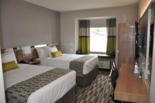 Microtel Inn and Suites by Wyndham Lubbock - image 21