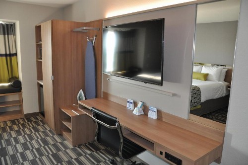 Microtel Inn and Suites by Wyndham Lubbock - image 28