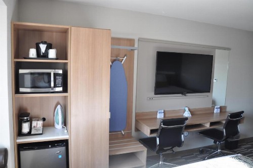 Microtel Inn and Suites by Wyndham Lubbock - image 33