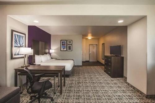 La Quinta by Wyndham Lubbock South - image 14