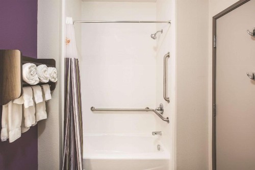 La Quinta by Wyndham Lubbock South - image 26