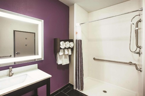 La Quinta by Wyndham Lubbock South - image 35