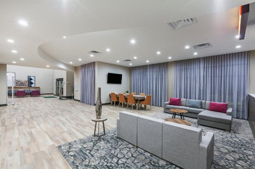 Holiday Inn Lubbock South an IHG Hotel - image 18