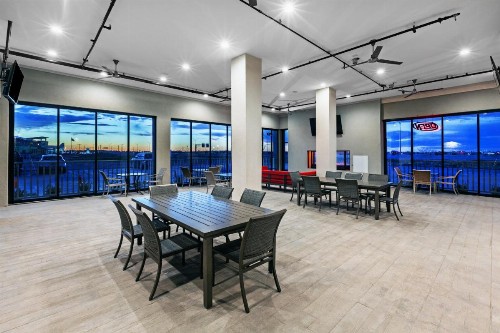 Holiday Inn Lubbock South an IHG Hotel - image 3