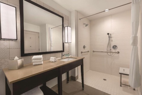 Country Inn & Suites by Radisson Lubbock Southwest TX - image 25