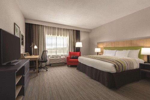 Country Inn & Suites by Radisson Lubbock Southwest TX - image 7