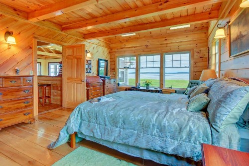 Lubec Seaside Retreat - image 5