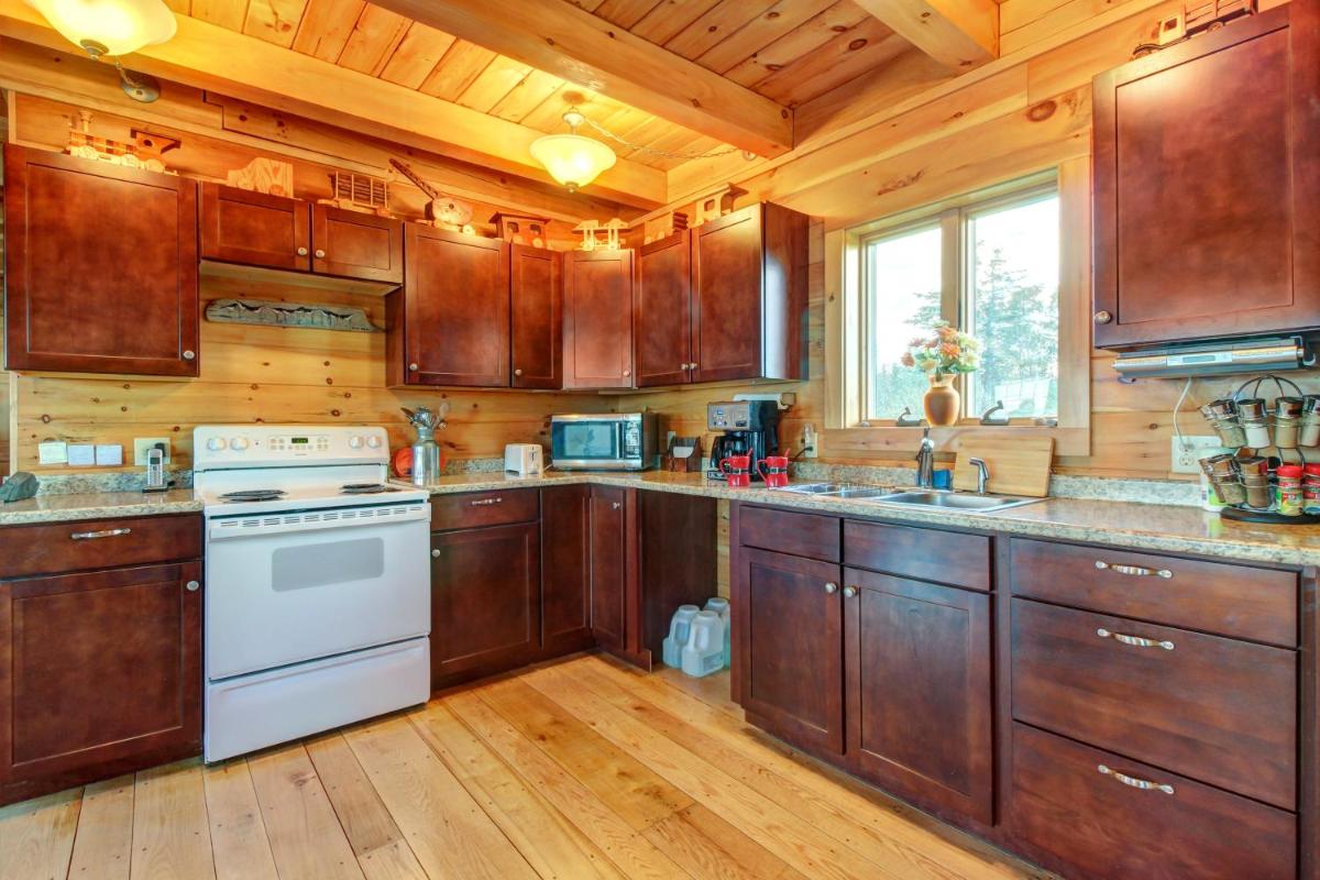 Lubec Seaside Retreat - image 6