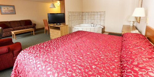 Luck Country Inn - image 16