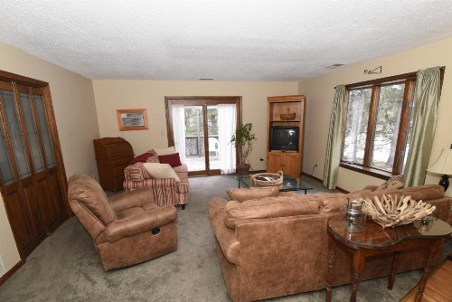 Timber Inn Motel - image 12