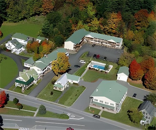 Ludlow Colonial Motel - image 1