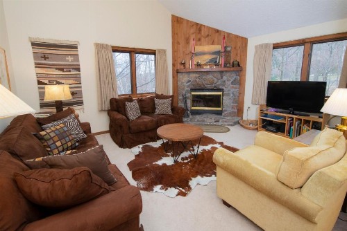 Okemo Mountain Lodging - image 45