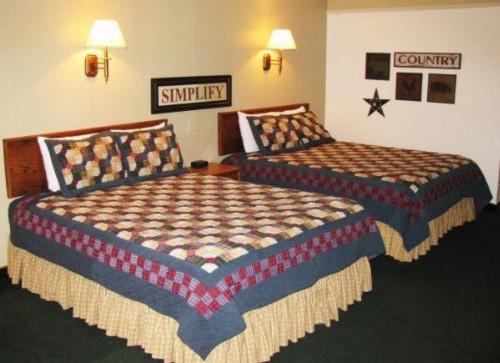 Covered Wagon Motel - image 21