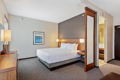Hyatt Place Tampa/Wesley Chapel - image 11