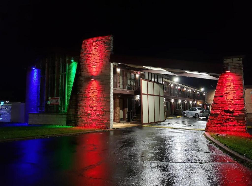 Welcome Inn & Suites - Lyons - main image