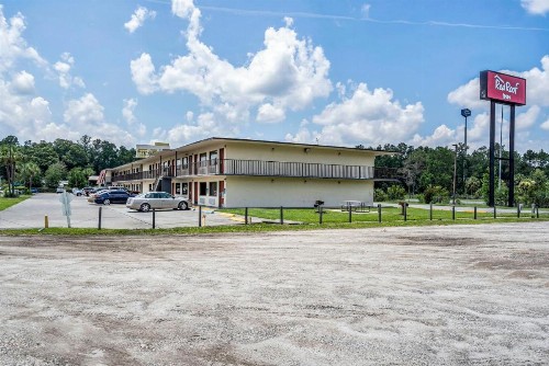Red Roof Inn MacClenny - image 20